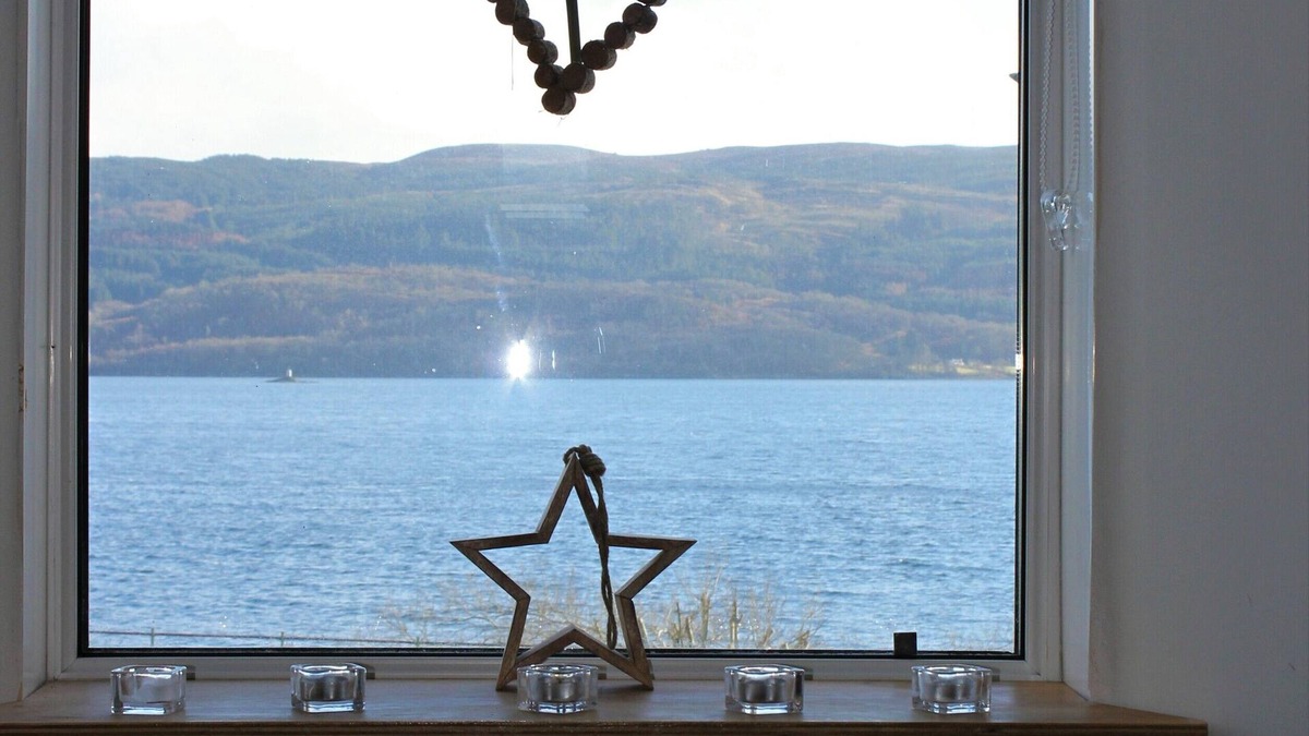 Minard Cottage | Traditional whitewashed fisherman's cottage overlooking Loch Fyne