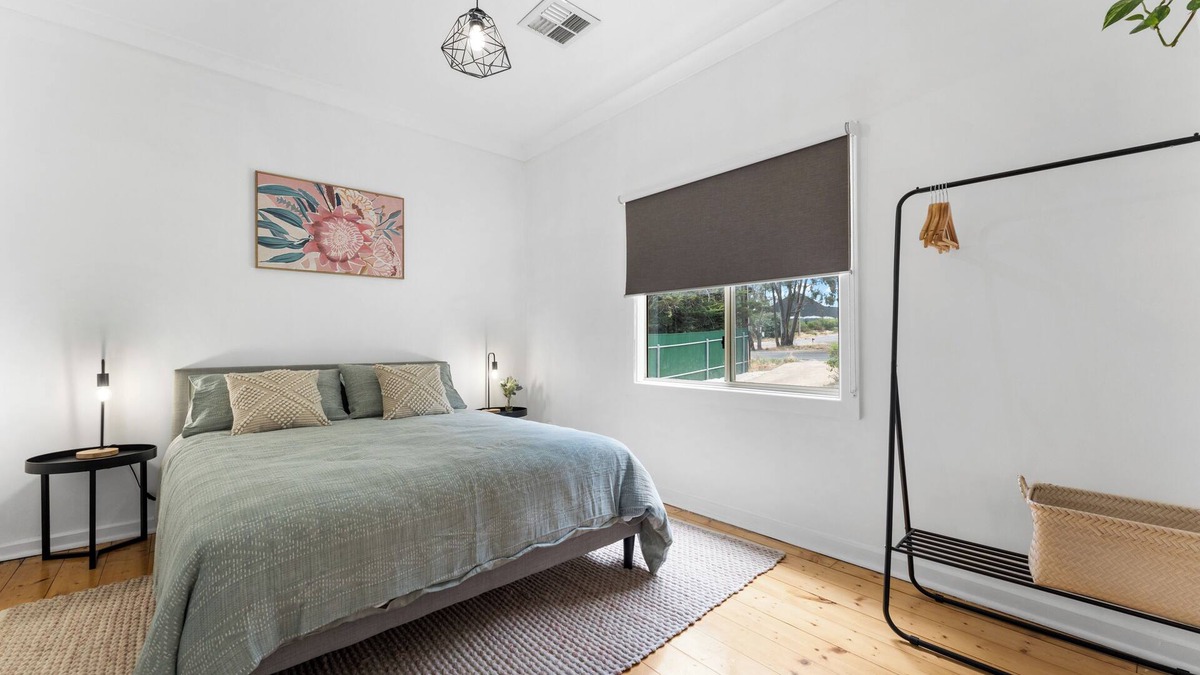 Clare House | Trail Side Cottage