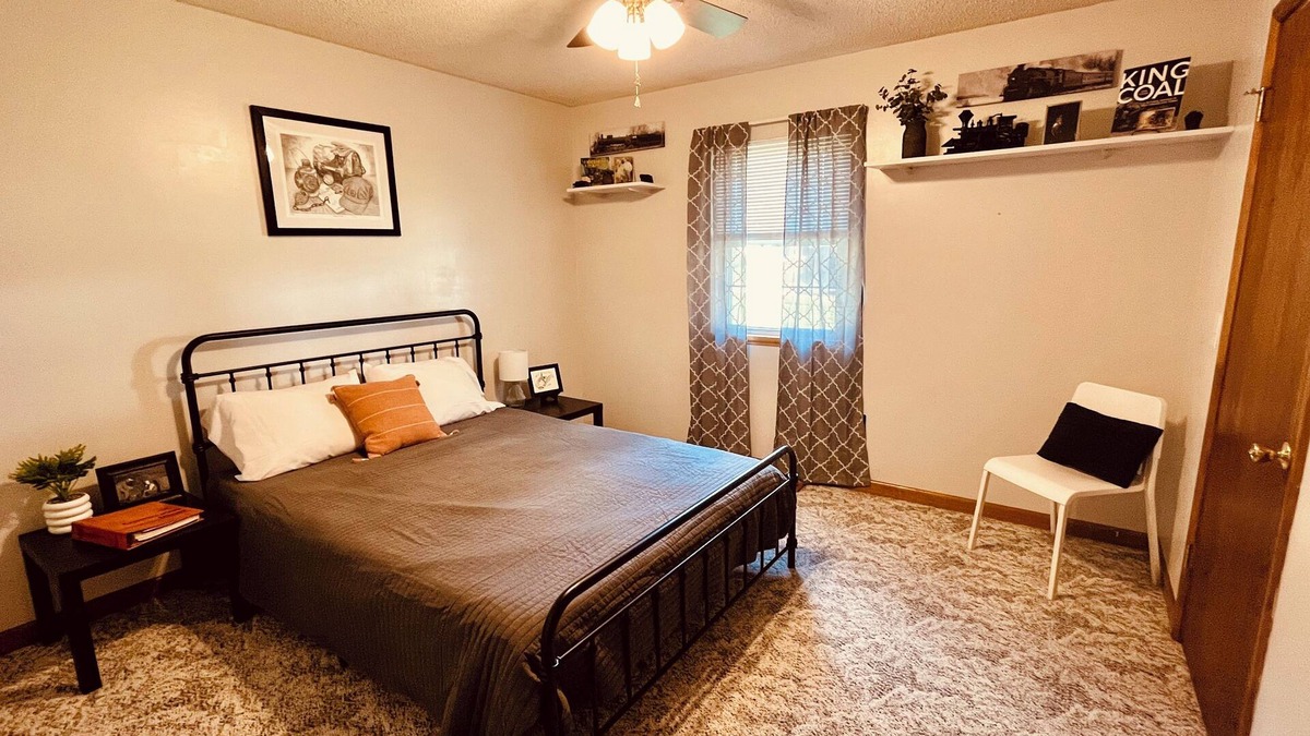 Meador House | Trailhouse66 is located in the heart of the Hatfield and McCoy feud territory.