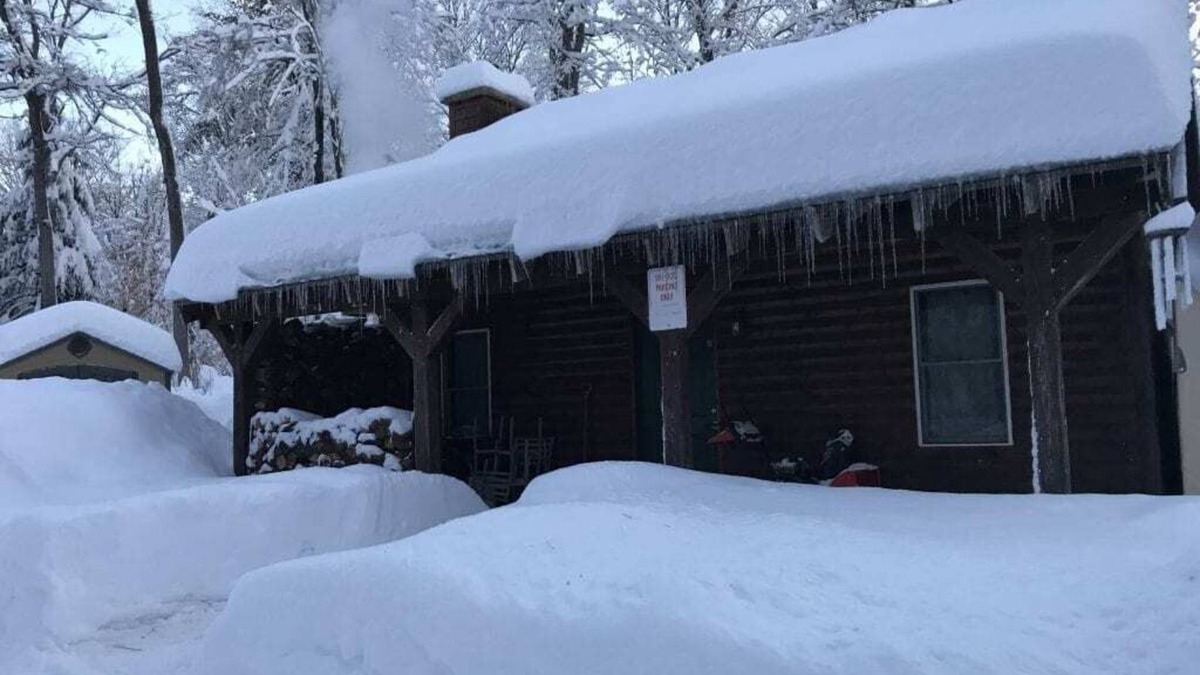 Grand Marais Cabin | Trails End- Cozy Cabin,Private and Secluded Retreat between Seney & Grand Marais
