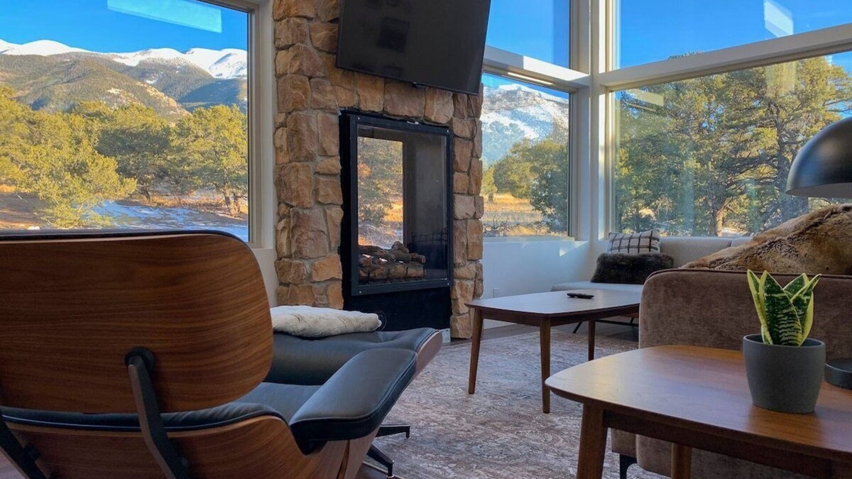 Zapata Cabin | Trails End Getaway · Modern Cabin w/Hot Tub near Sand Dunes Nat'l Park