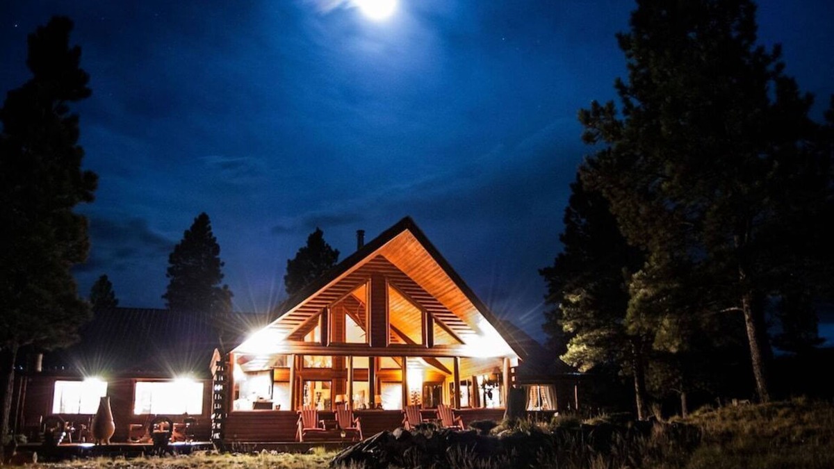 Angel Fire House | TrailsEndRanch ⛰Views, HotTub, Horseback riding on 1000's ac