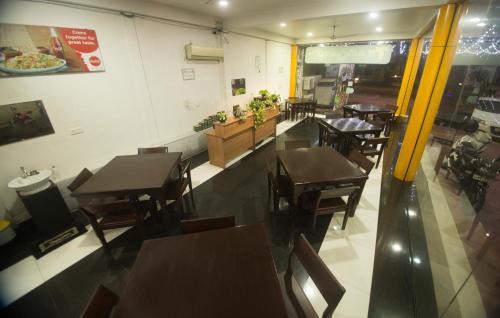 Seeduwa - Katunayake Hotel | Tramonto air port lagoon resort