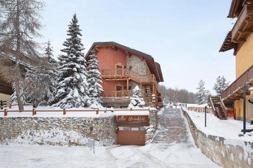 Livigno Apartment | Tramonto Villa Nordica
