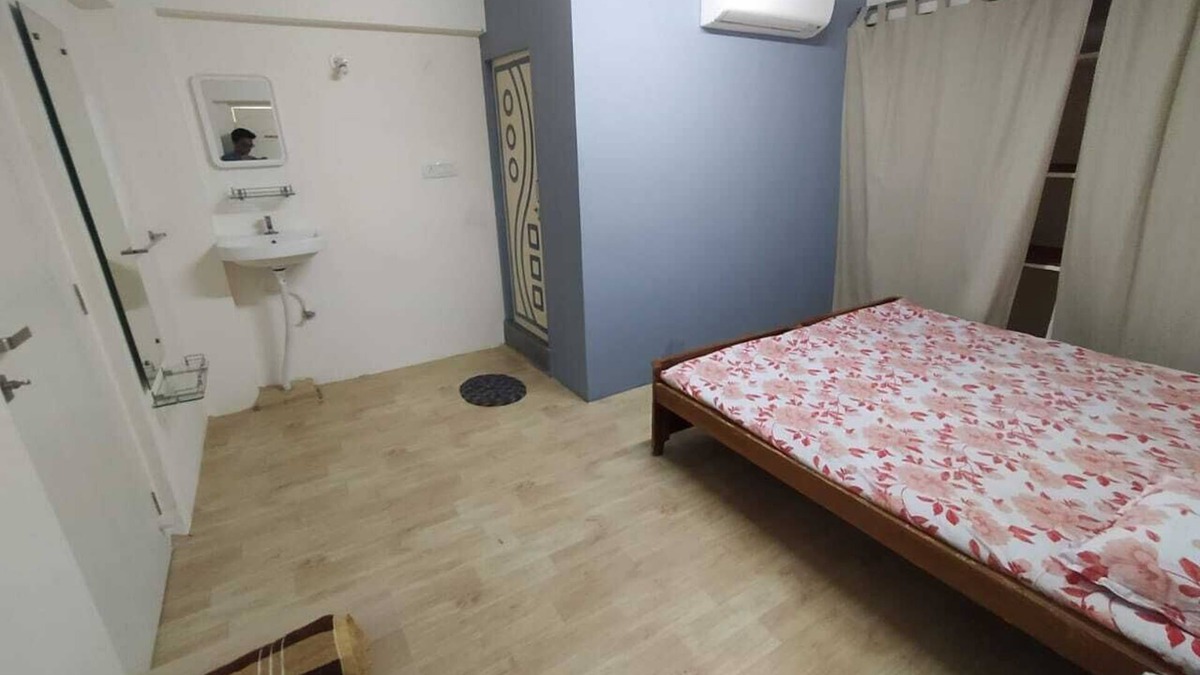 Begumpet House | TRANQUEL PARADISE