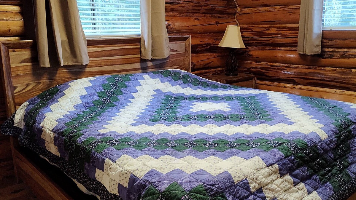 Libby Cabin | Tranquil 1-bedroom in Libby