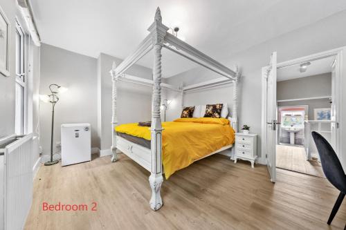 West Ham Villa | Tranquil 2 Bedroom Rose Cottage near Stratford