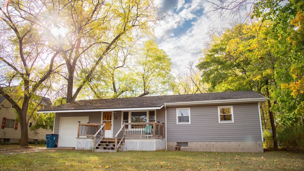 Standish House | Tranquil 3-bedroom house with WiFi in charming Standish