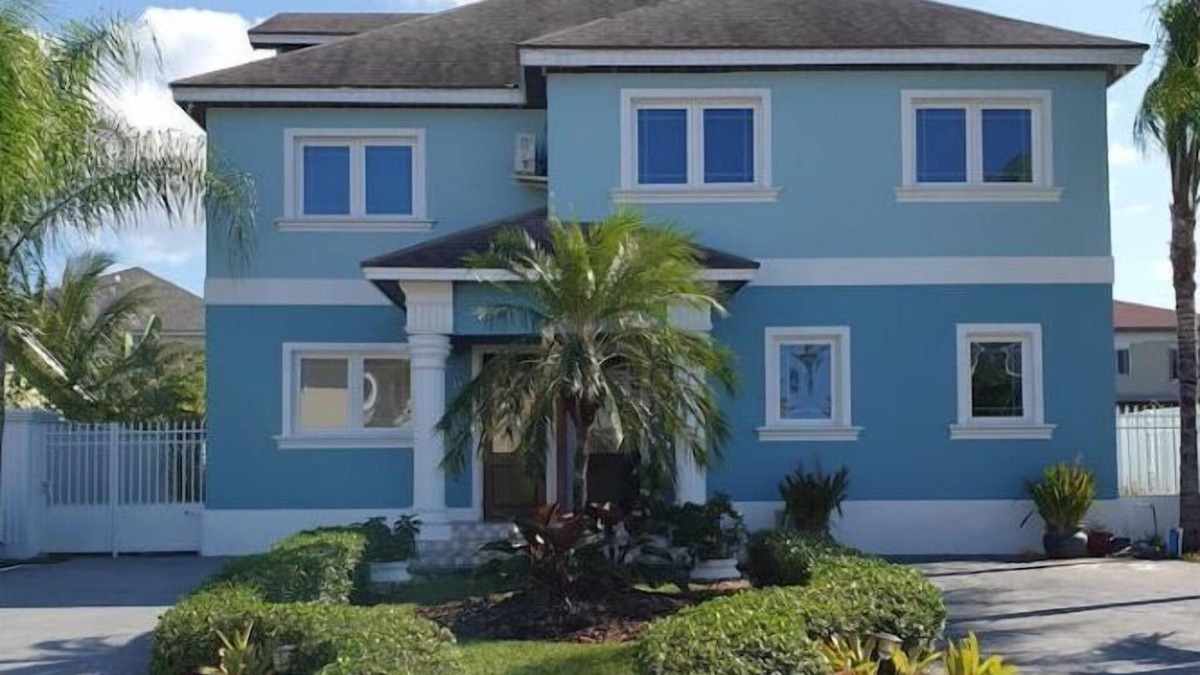 Westwind Condo | Tranquil and Charming Town House