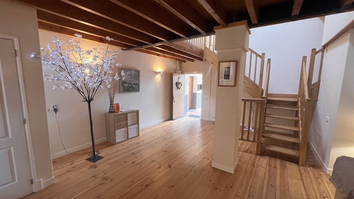 Lezay House | Tranquil and spacious gîte with own pool near market town