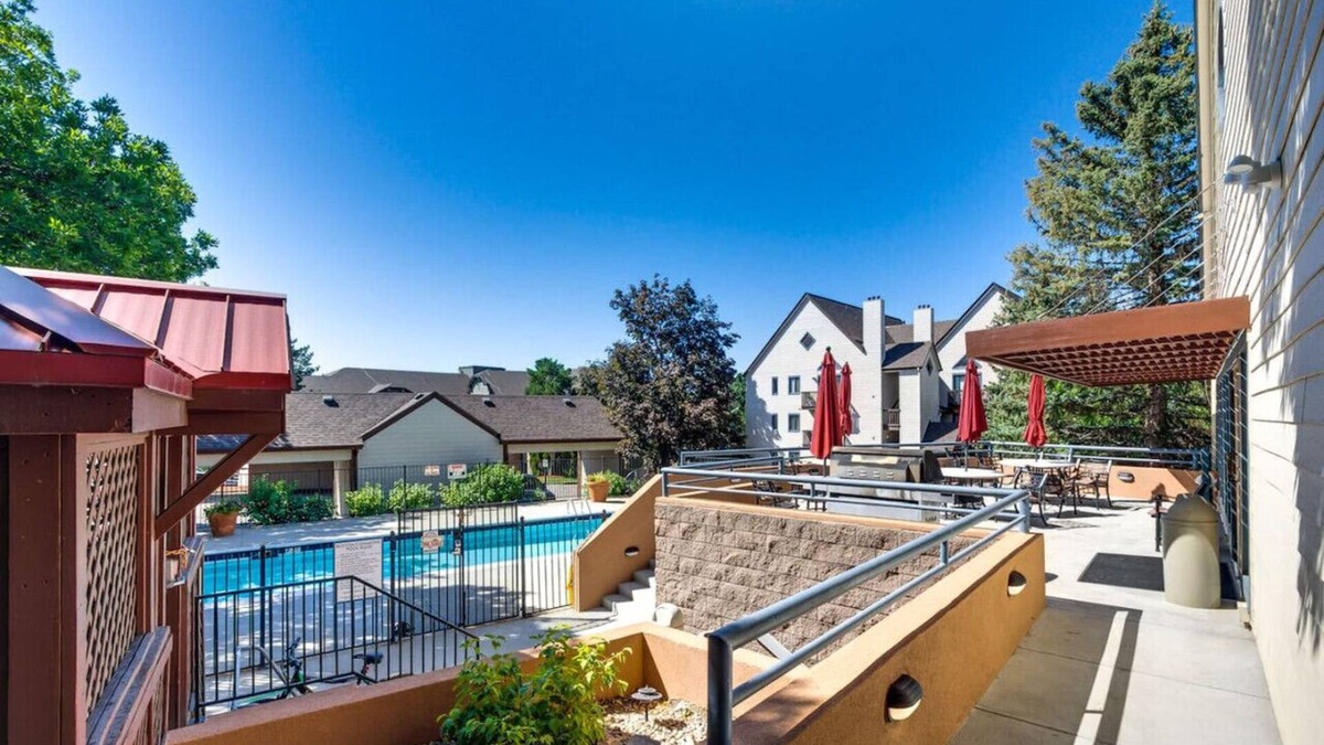 Englewood Apartment | Tranquil Apartment near DTC