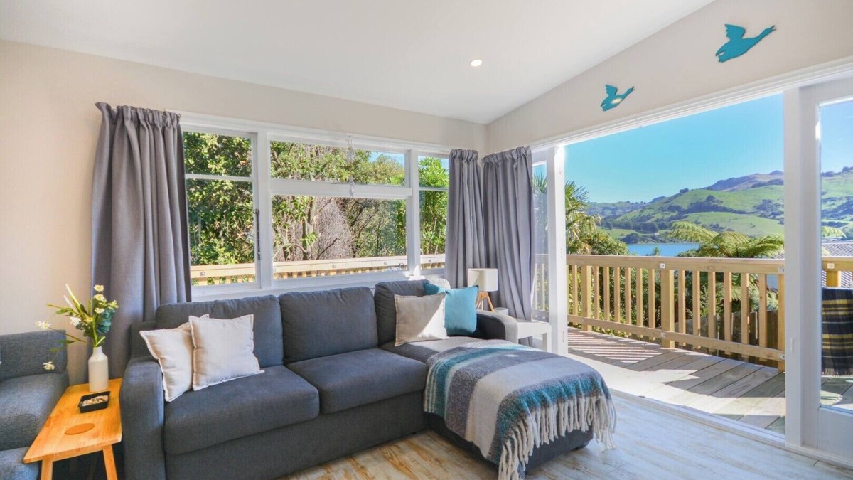 Duvauchelle Apartment | Tranquil Bay Family Retreat | Relax, Recharge