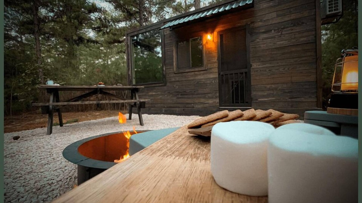 Tyler Cabin | tranquil cabins 2 queen bunk - Tranquil Cabins Studio Bunk sleeps up to 4 people and is nestled in the majestic pines of Winona, Texas near Tyler.