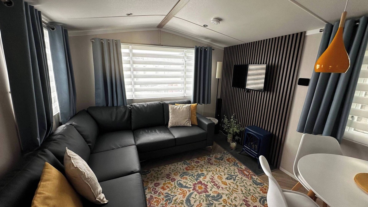 Port Seton Cabin | Tranquil Caravan Retreat by the Seaside, PortSeton