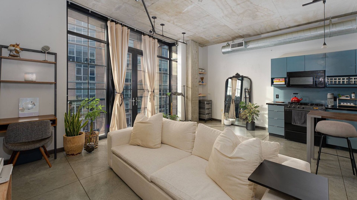 Pearl District Condo | Tranquil Condo in the Pearl Ideal for Long Stays