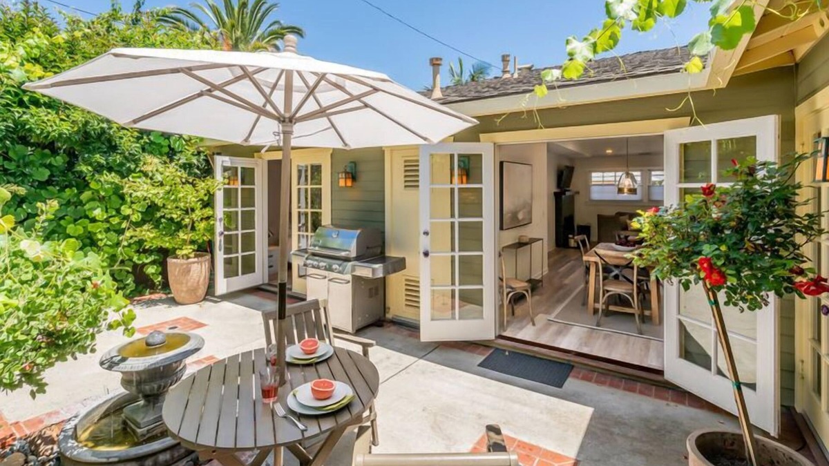 Upper East Cottage | Tranquil Cottage Near the Heart of Downtown SB!