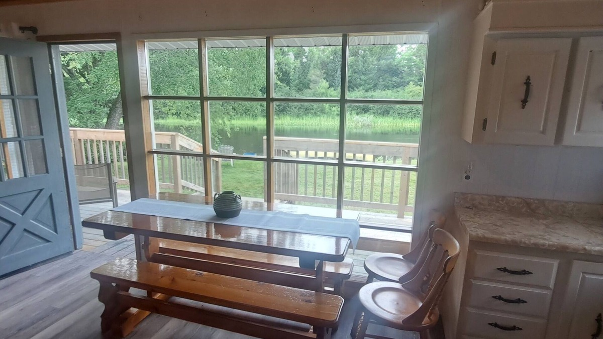 Ryerson Cottage | Tranquil, cozy cottage just steps from the river with miles of boating fun!