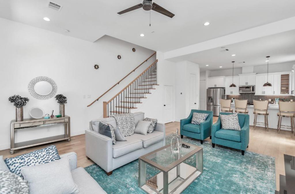 South Central Houston House | Tranquil Downtown Escape with Backyard