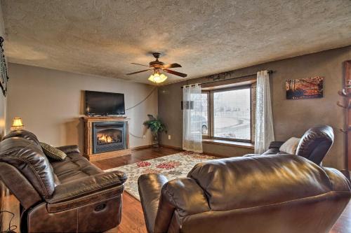 Springfield House | Tranquil Family Home with Yard, 14 Mi to Springfield