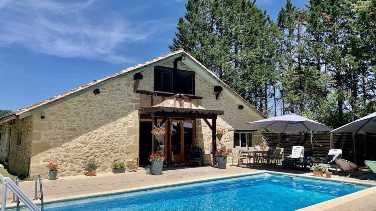 Serignac-Peboudou Other | Tranquil farmhouse property with private pool
