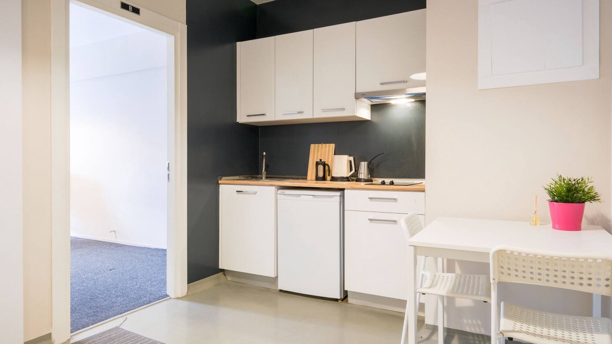 Urla Apartment | Tranquil Flat w Balcony in a Lux Complex in Urla