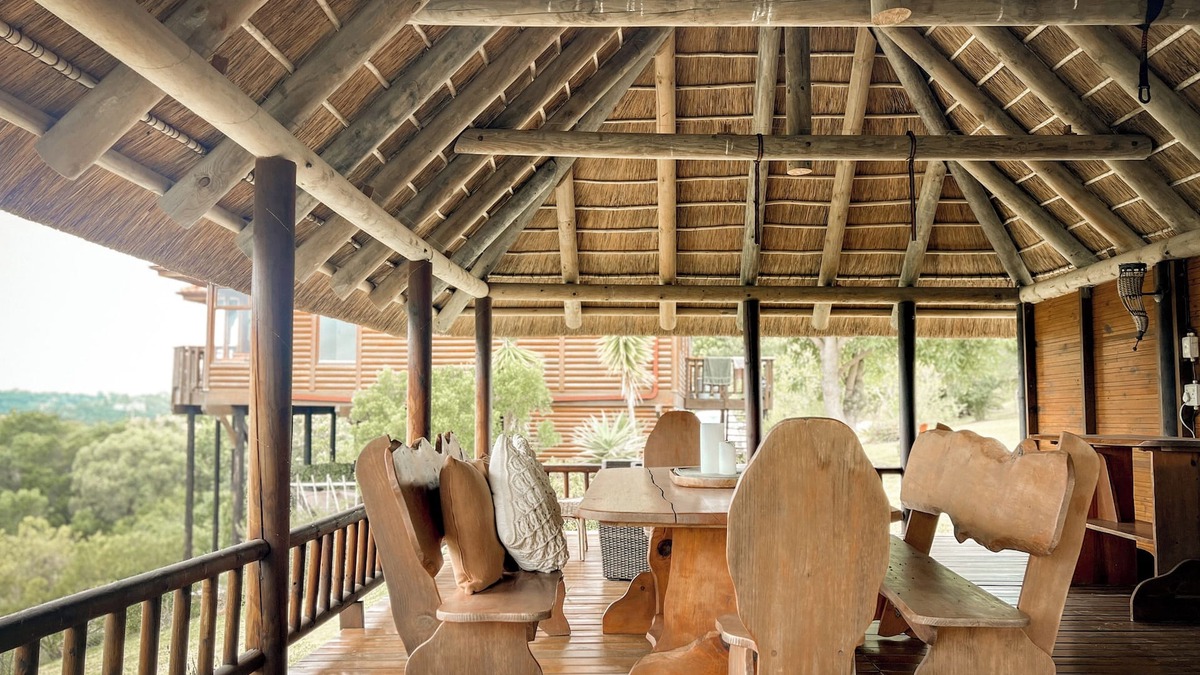 Wilderness House | Tranquil forest retreat -Panoramicmountain views