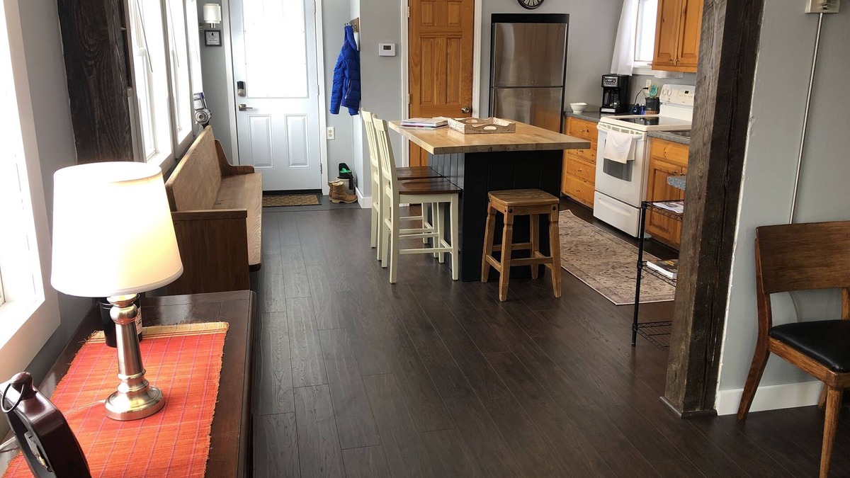 Newbury Cottage | Tranquil Getaway-Dartmouth Lake Sunapee Region