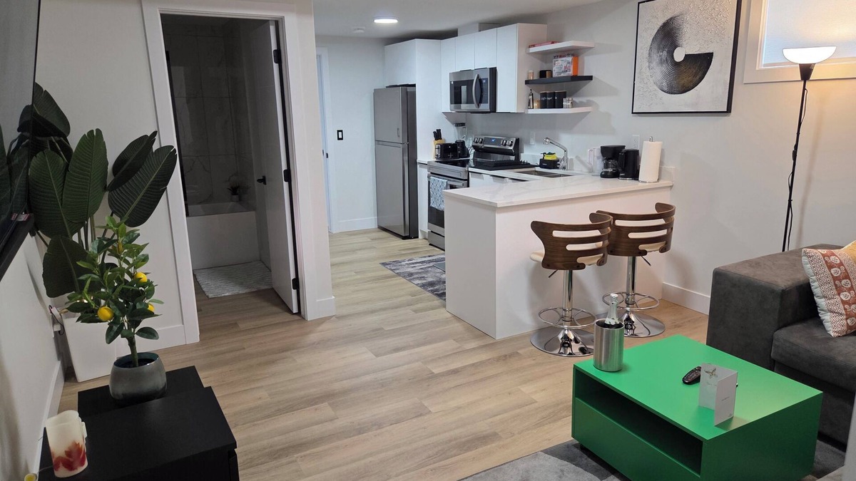 Southwest Edmonton House | Tranquil Getaway.nnHome located near golf course.Enjoy this calm & stylish suite