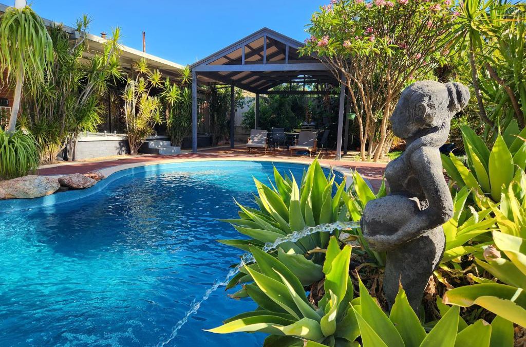 Maida Vale Villa | Tranquil Gumnut Cottage - Close to Airport