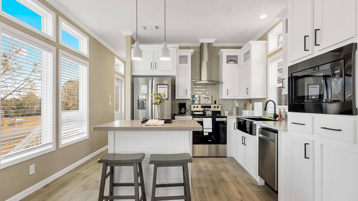 Owens Cross Roads House | Tranquil Haven by Green Mountain - Petite Retreat
