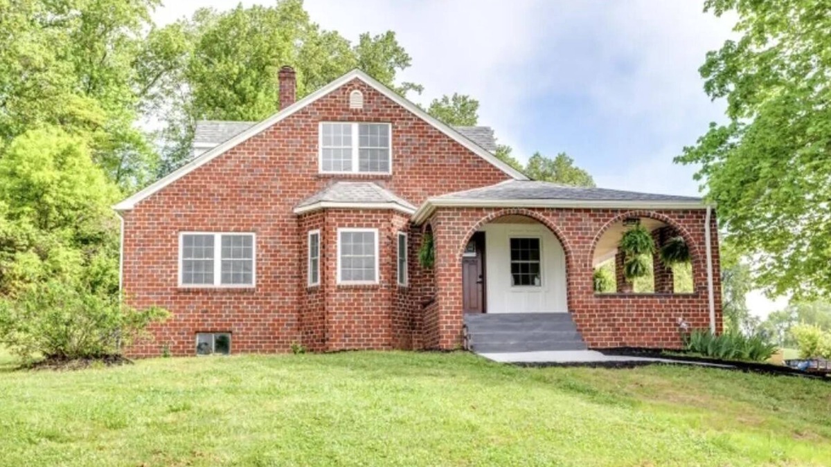 Tazewell House | Tranquil Haven MTN Retreat, 3-bedroom, 2-bath, WIFI, AC in Beautiful Tazewell