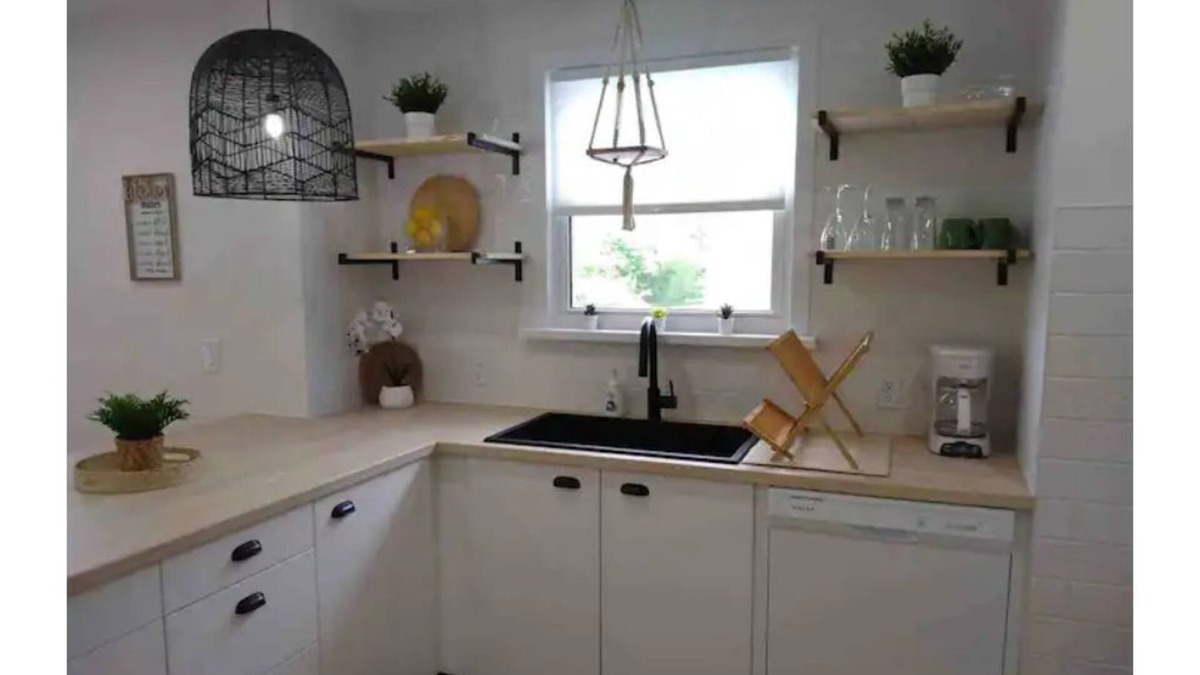 Merritton Apartment | TRANQUIL HIDEAWAY