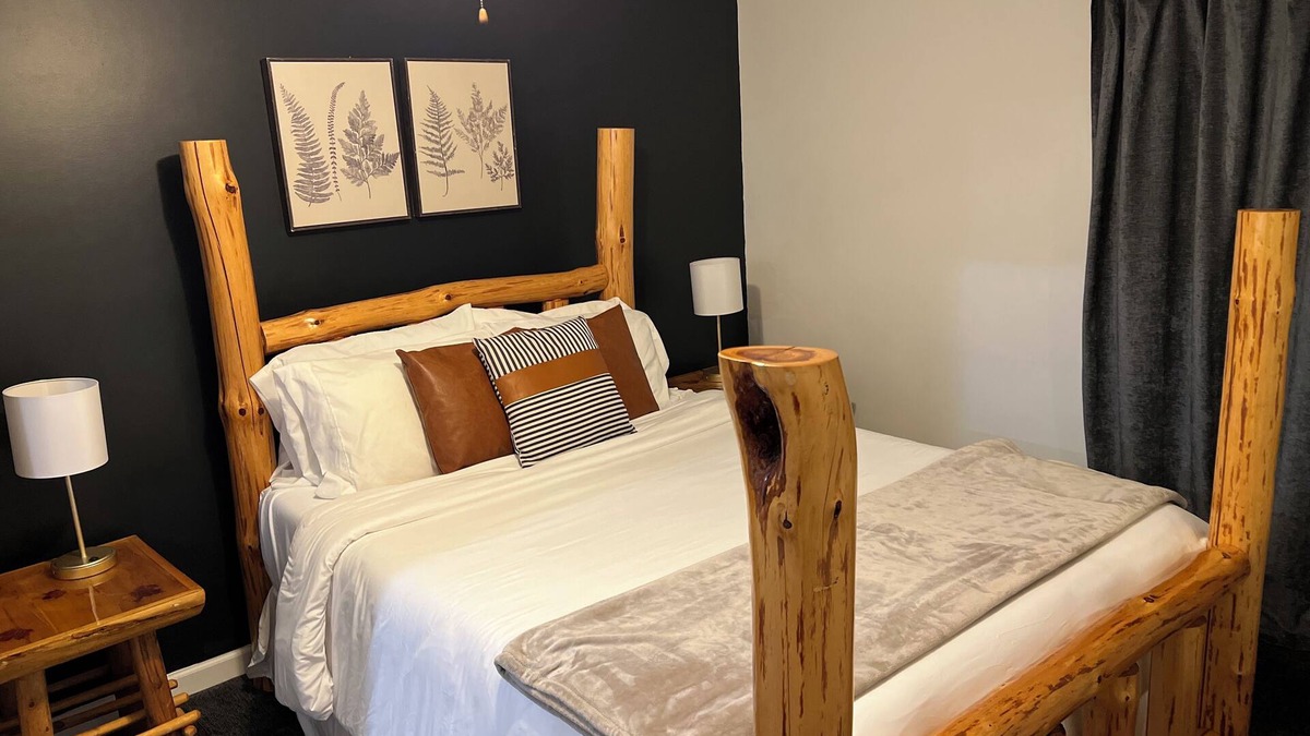 Laurium House | Tranquil house with AC in charming Calumet