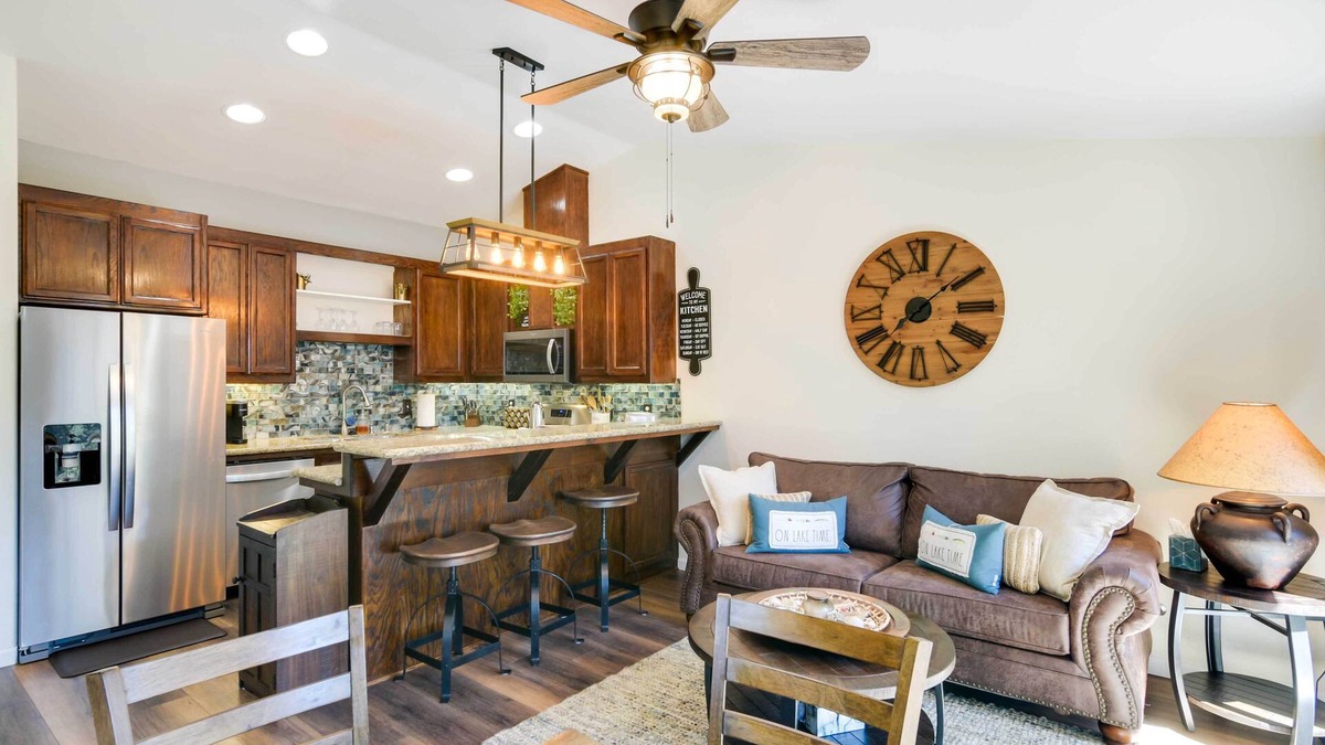 Peninsula Village House | Tranquil Lake Almanor Getaway w/Grill!