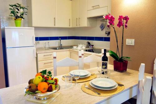 Pula Apartment | Tranquil Lantana Resort 2 Bedroom Apartments Sleeps 7 persons
