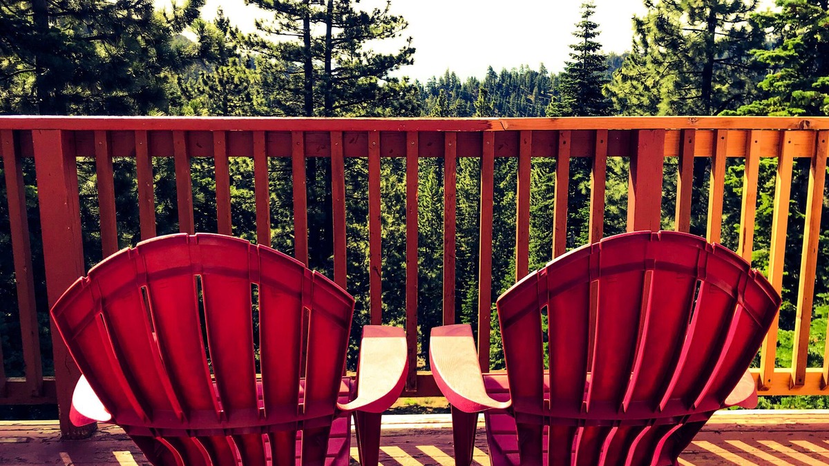Upper Kingsbury House | Tranquil mountain Retreat near ski-resort, casinos, and Zephyr Cove