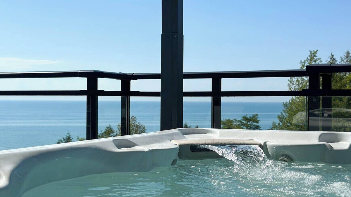 Central Huron House | Tranquil Oasis - 3 King Beds, *Lakeview Hot Tub* - Private Lake Access