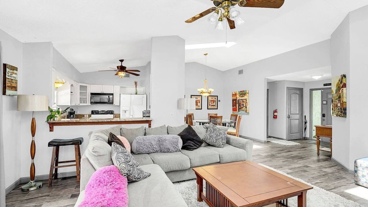 Goldenrod House | Tranquil Oasis: 4BR Pool Home