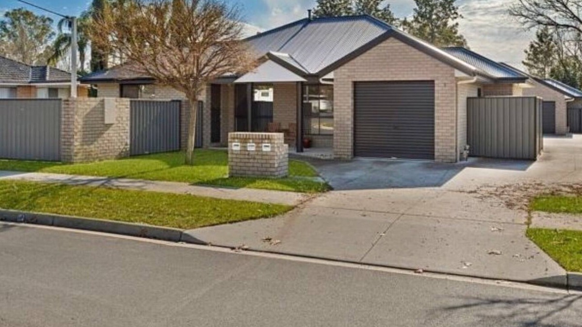 East Albury Apartment | Tranquil Pet friendly, close to the airport, free NBN and Netflix!