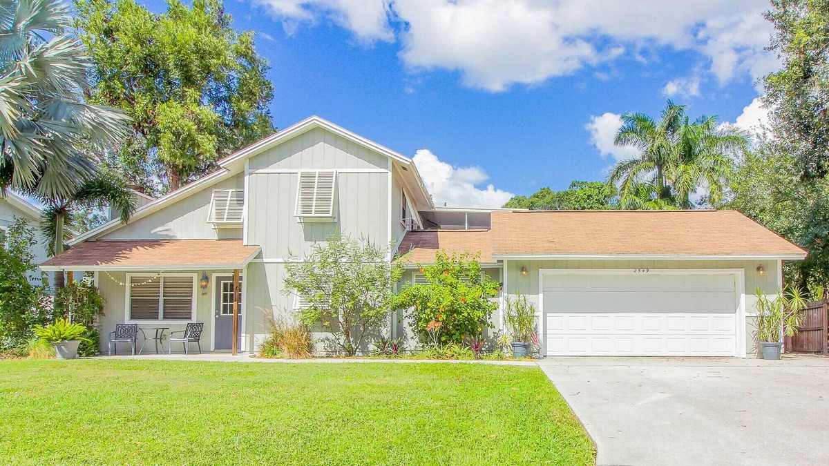 Riverview Estates House | Tranquil private pool home near Siesta Key Beachn