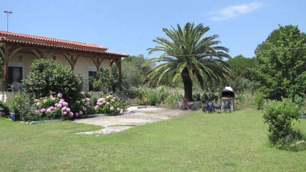 Vourvourou House | Tranquil Retreat in Vourvourou: Discover Serenity at Magda House, Sithonia Halkidiki