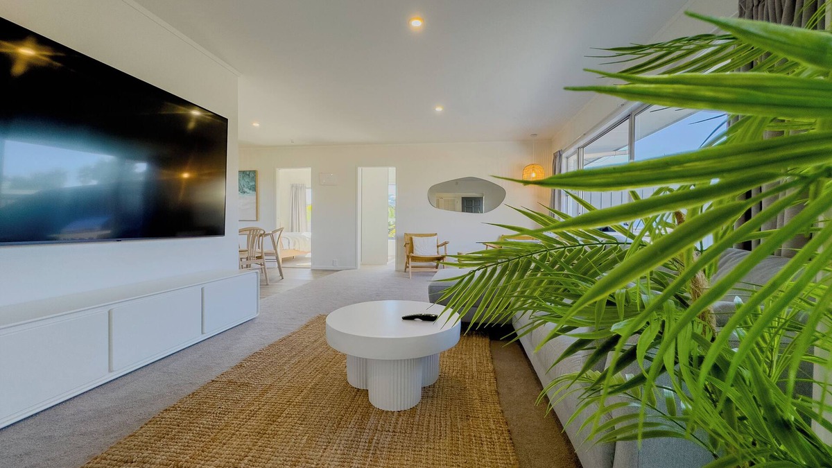 Red Beach House | Tranquil Retreat in Red Beach
