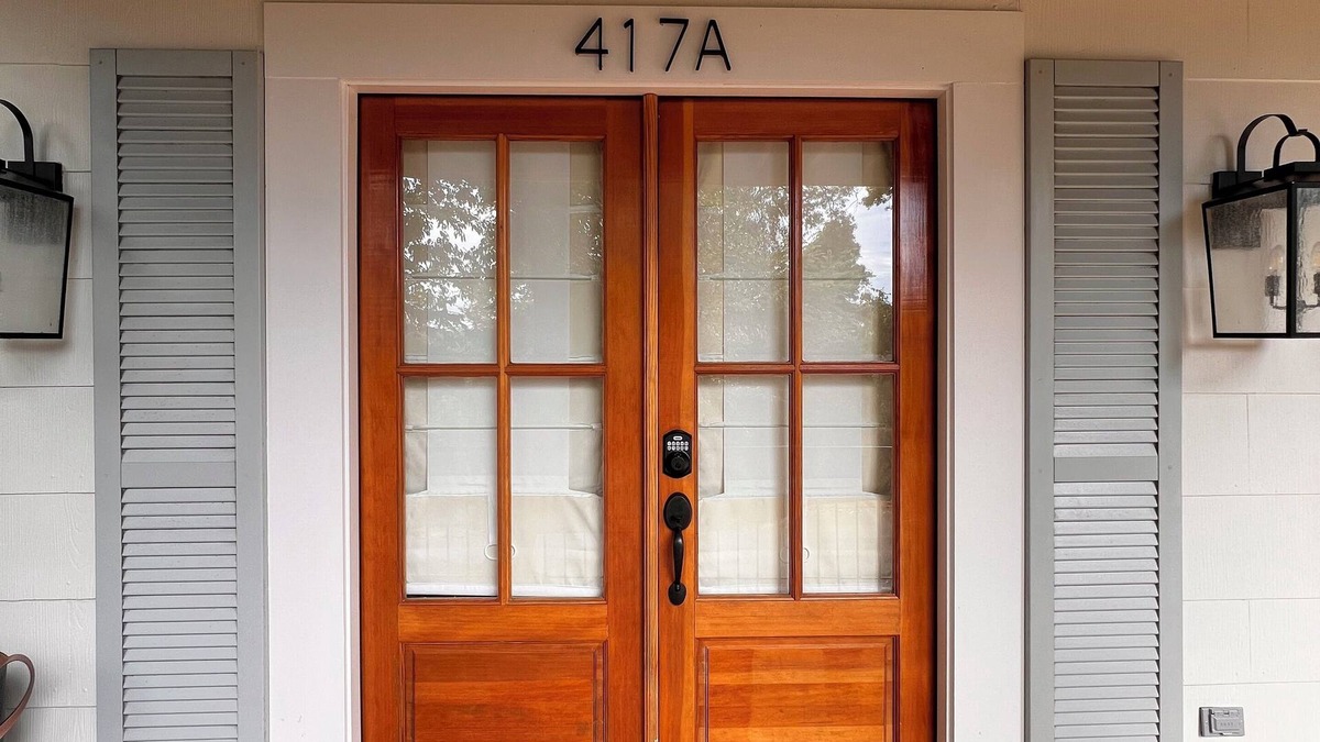 Columbus House | Tranquil Riverfront townhome with AC in charming Columbus