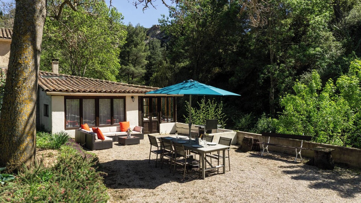Caunes-Minervois Apartment | Tranquil, rustic, riverside retreat