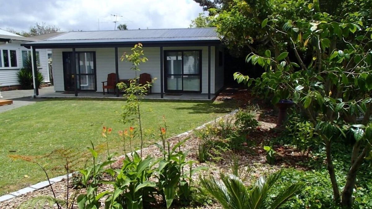 Gisborne Cottage | Tranquil self-contained cottage