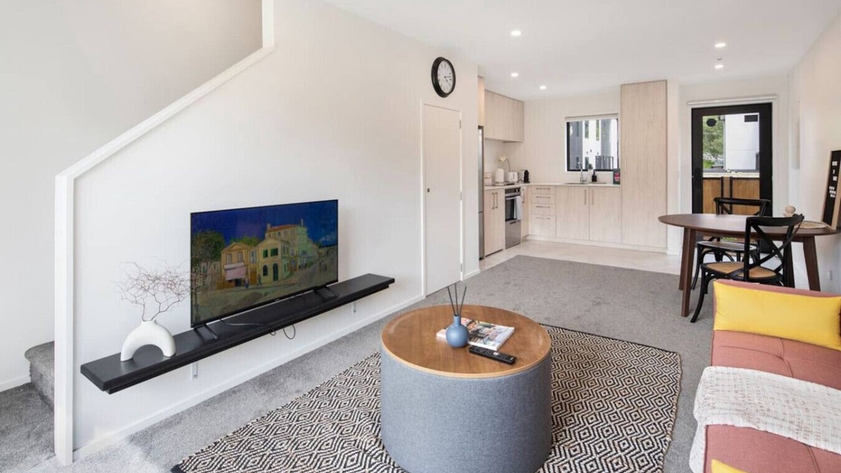 Lower Hutt House | Tranquil Stay at Rainey Grove