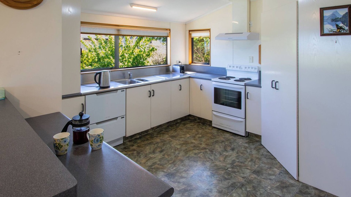 Motueka House | Tranquil Tides - Motueka Holiday Home