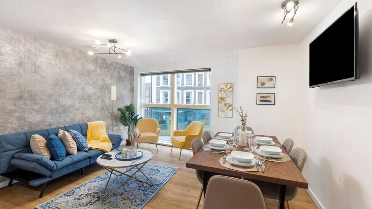 Hackney Downs Apartment | Tranquil Urban Haven