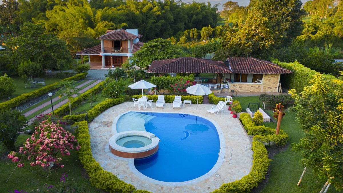 Cordoba Villa | Tranquil villa near Armenia, Casa Las Veraneras.