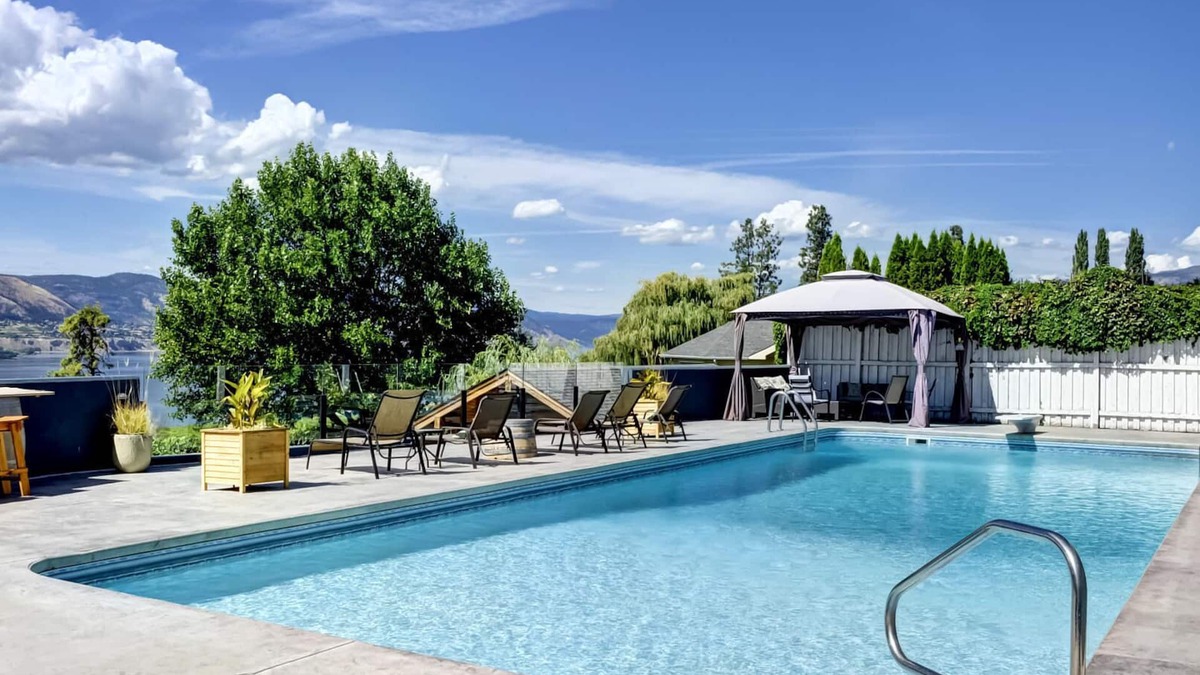 Okanagan-Similkameen House | Tranquil Vineyard Haven: Home w/Pool and Hot Tub!